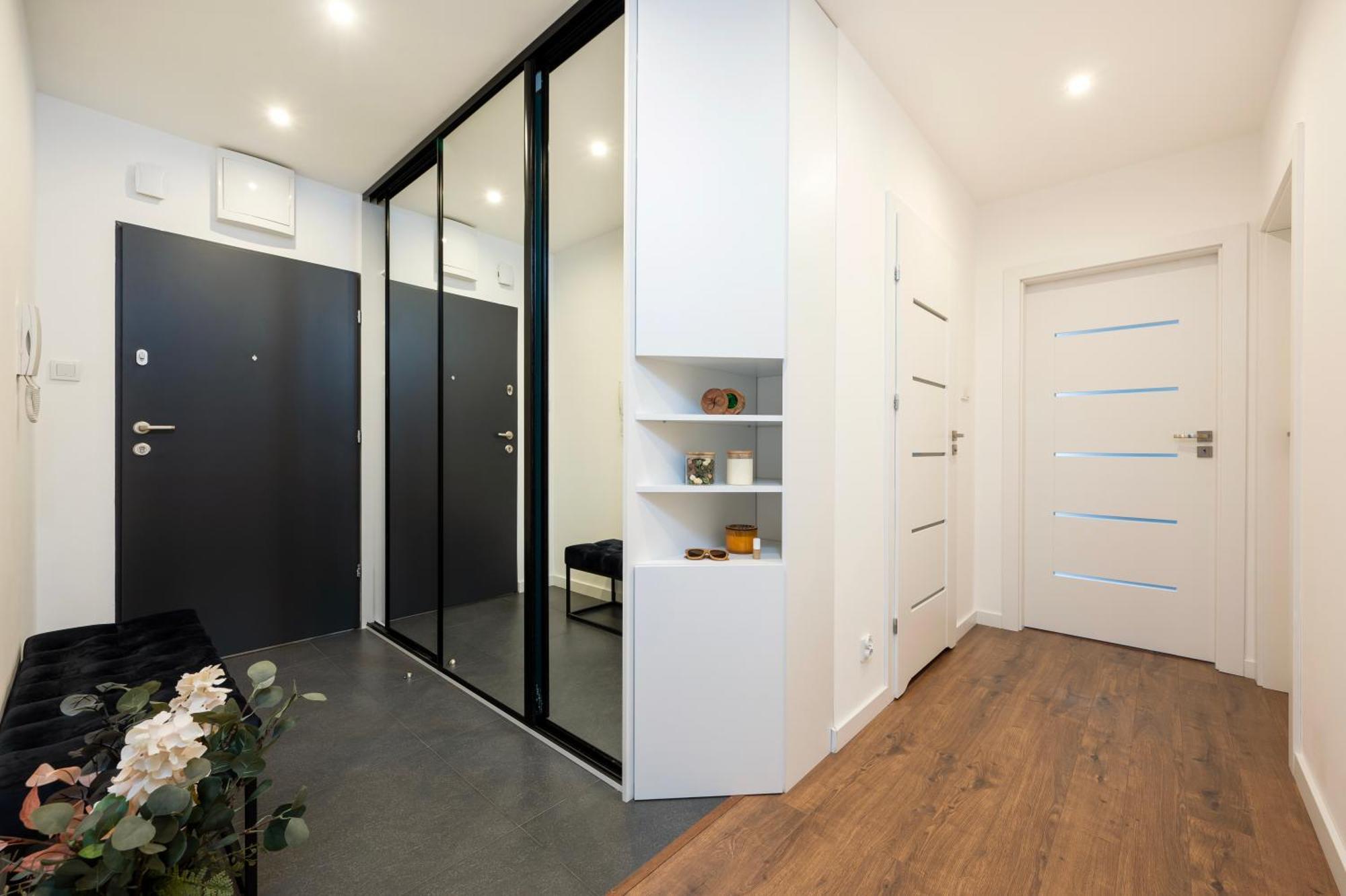Manufaktura Residence - Apartamenty Industrial Z Parkingiem I Dwoma Lazienkami 罗兹 外观 照片