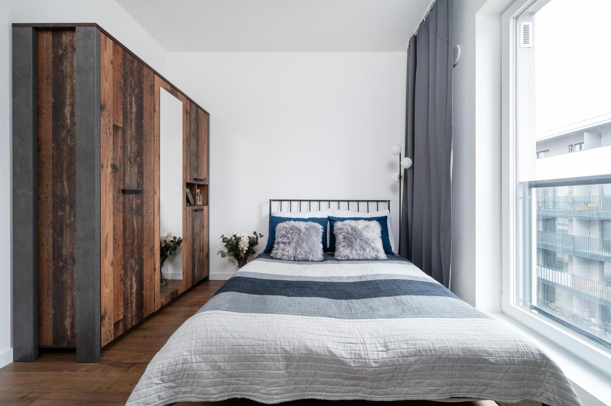 Manufaktura Residence - Apartamenty Industrial Z Parkingiem I Dwoma Lazienkami 罗兹 外观 照片