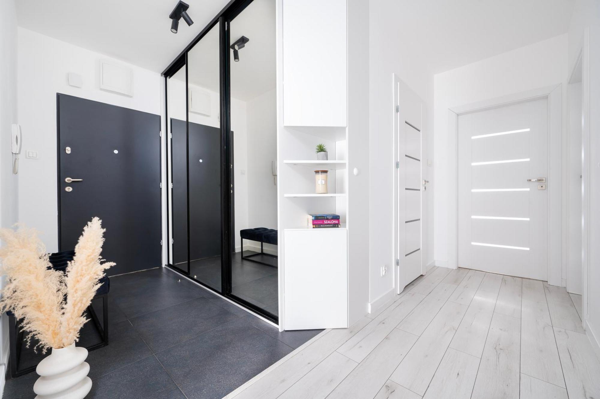 Manufaktura Residence - Apartamenty Industrial Z Parkingiem I Dwoma Lazienkami 罗兹 外观 照片