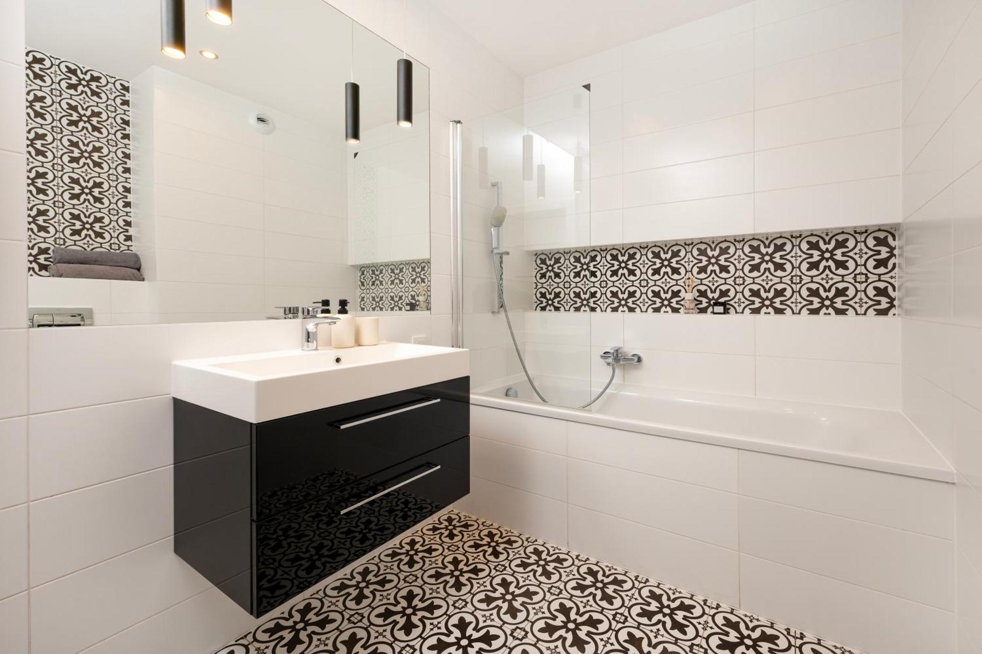 Manufaktura Residence - Apartamenty Industrial Z Parkingiem I Dwoma Lazienkami 罗兹 外观 照片